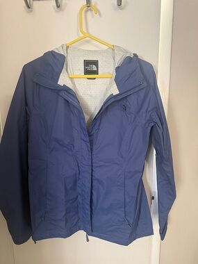 The North Face Women's Indigo Hooded Rain Jacket